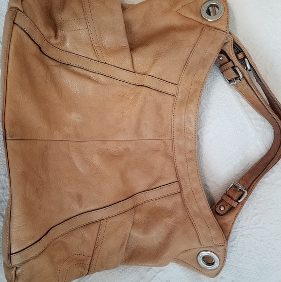 Gorgeous B Makowsky handbag - Picture 2 of 5